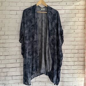 Elegant Blue Tie-Dye Women's Kimono Top
